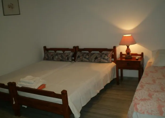 Paros Rita Piso Livadi