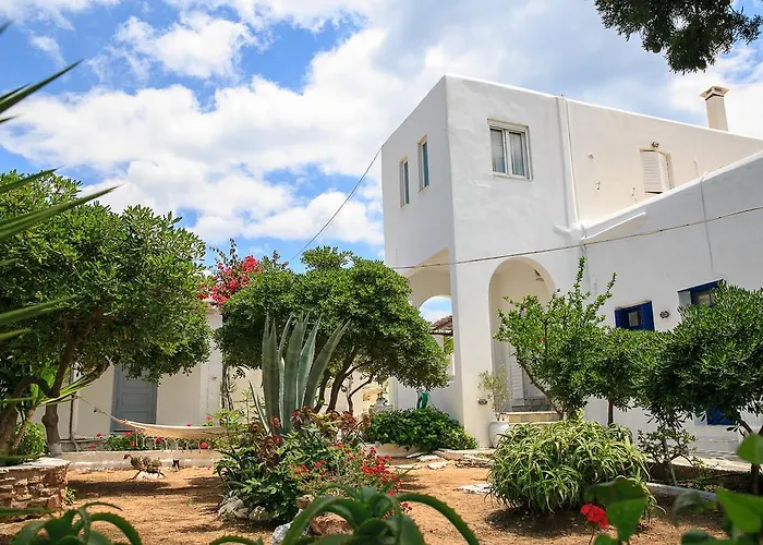 Paros Rita Писо-Ливади